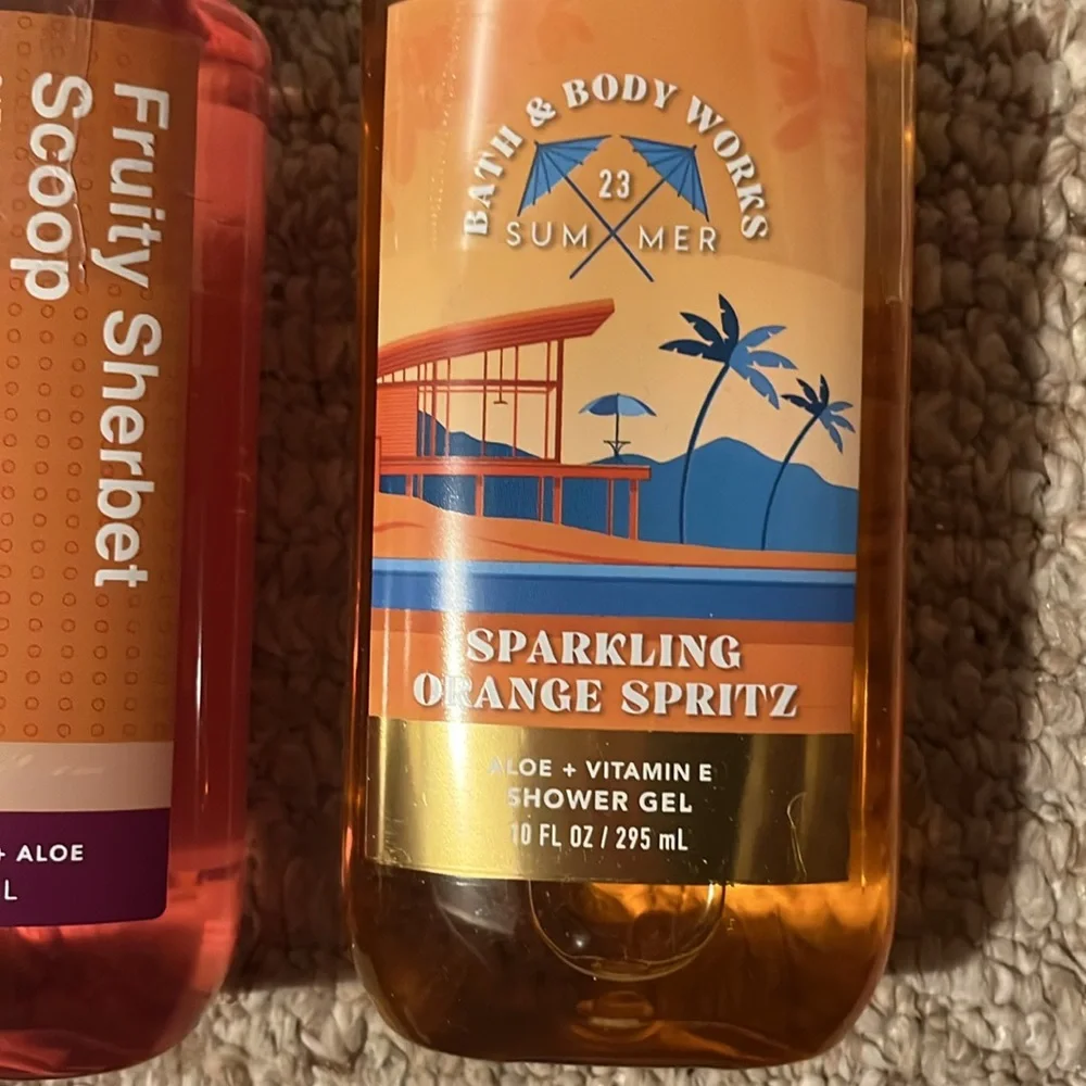 Bath and body body wash in fruity sherbet scoop and sparkling orange spr…